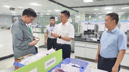 鐘山縣政府與臻業誠產研院聯合開展賀州企業服務調研，助力實體經濟新發展